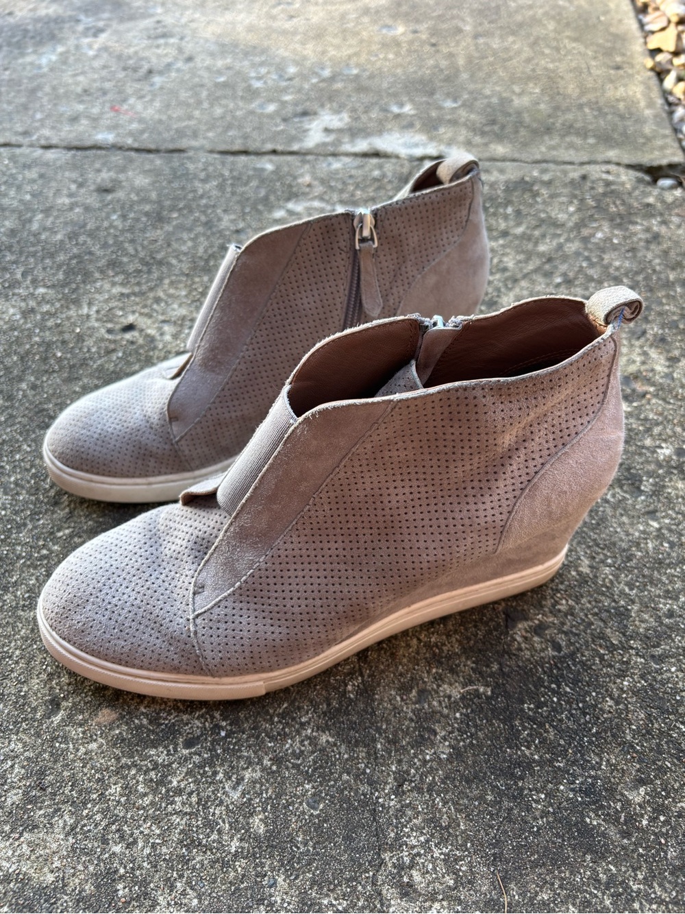 Women’s Suede Perforated Wedge Ankle Bootie - Light Taupe